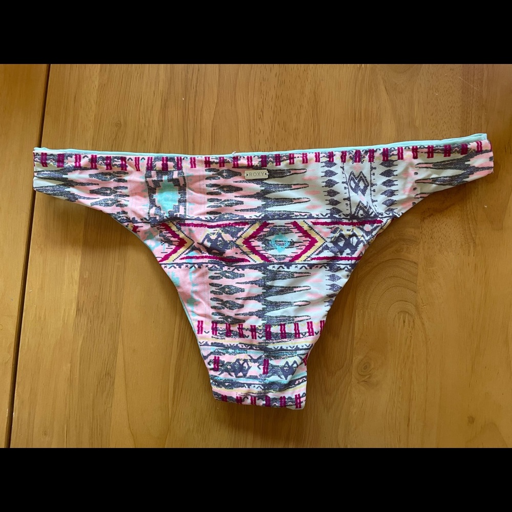 Reversible Roxy bikini bottoms - Picture 2 of 3